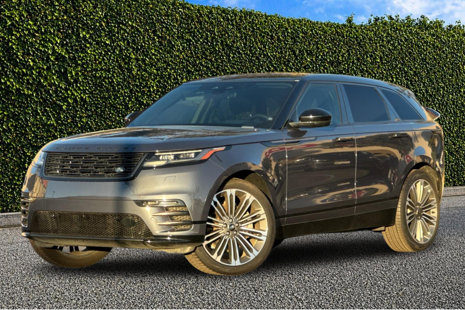 2024 Land Rover Range Rover Velar P400 Dynamic HSE's photo