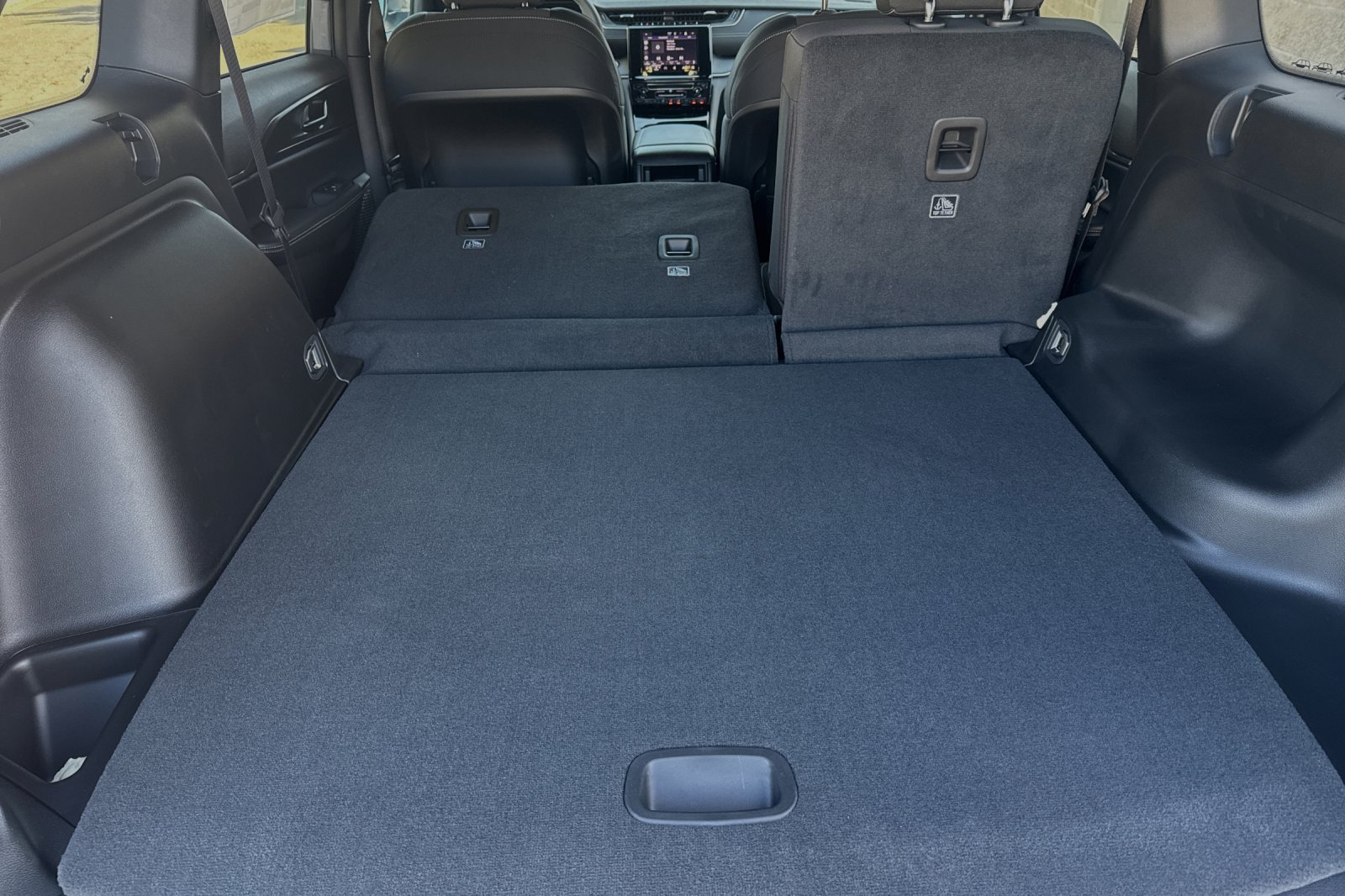 Used 2025 White Jeep Laredo X image 14