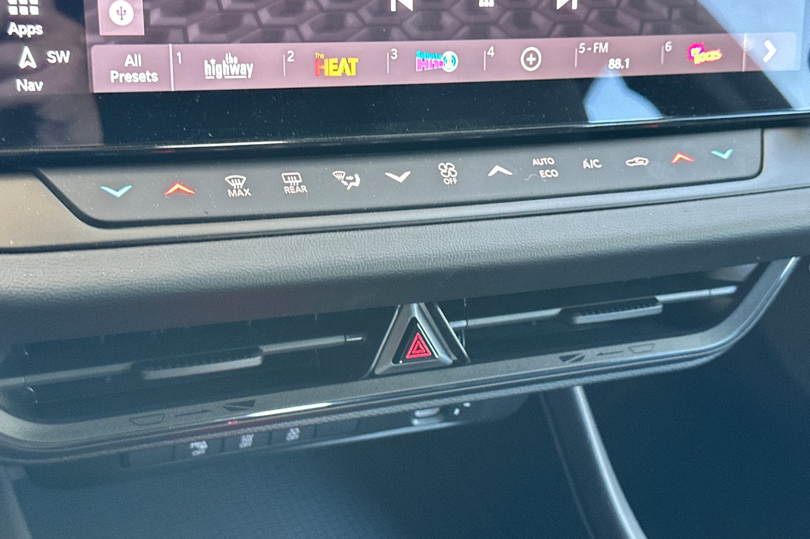 2025 Dodge Charger Daytona R/T - Photo 18