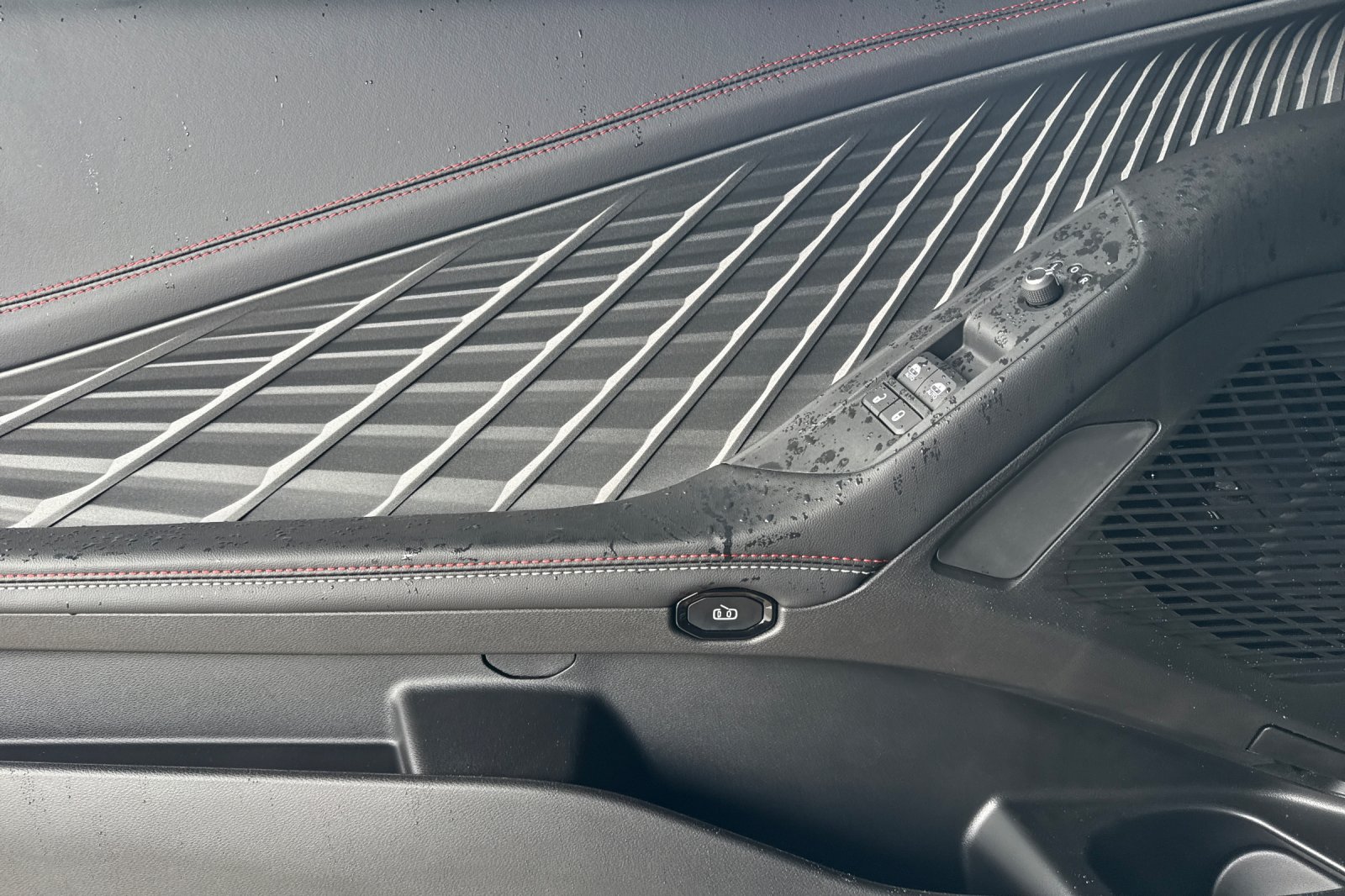 2025 Dodge Charger Daytona R/T - Photo 10