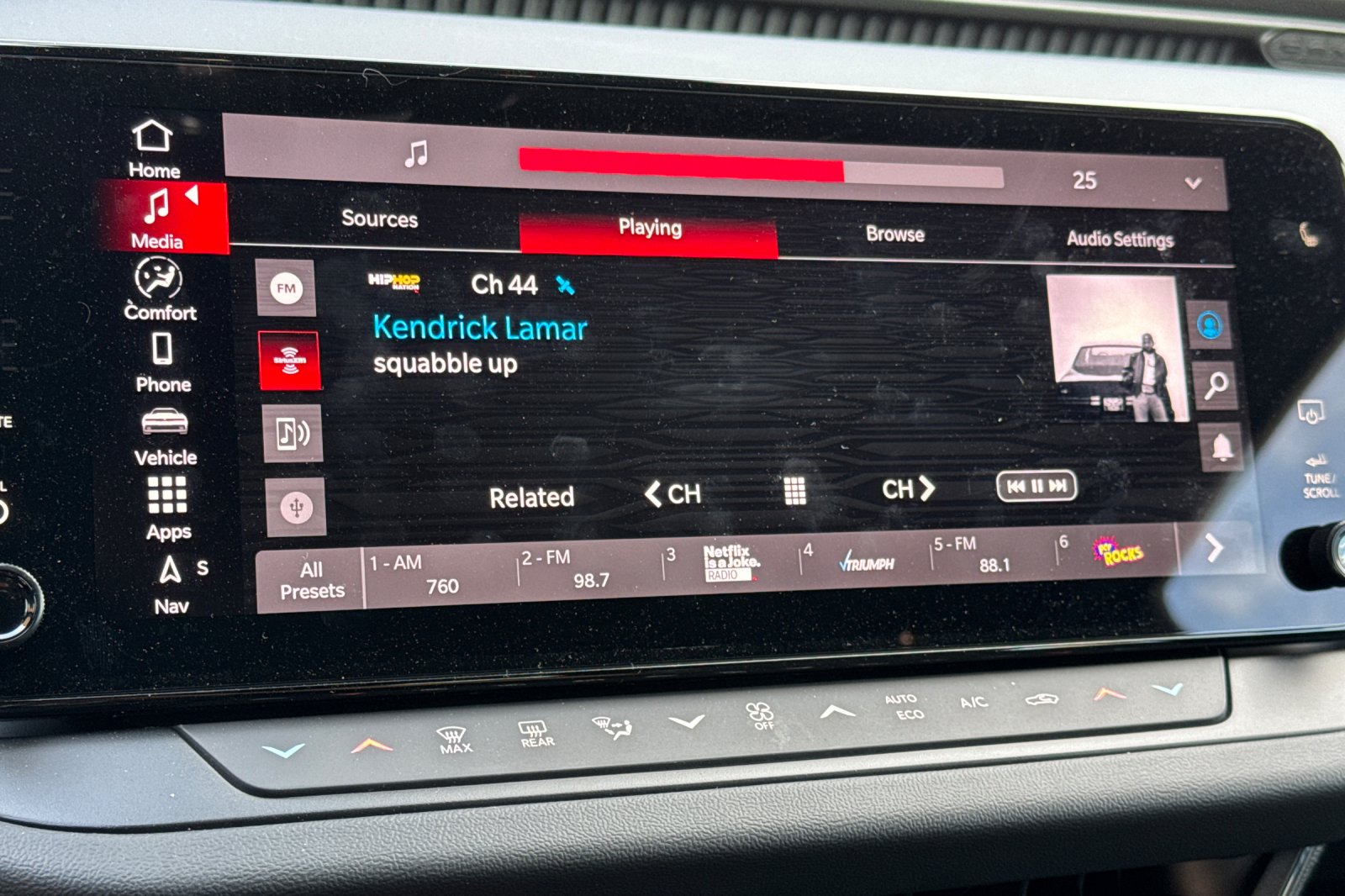 2025 Dodge Charger Daytona R/T - Photo 16