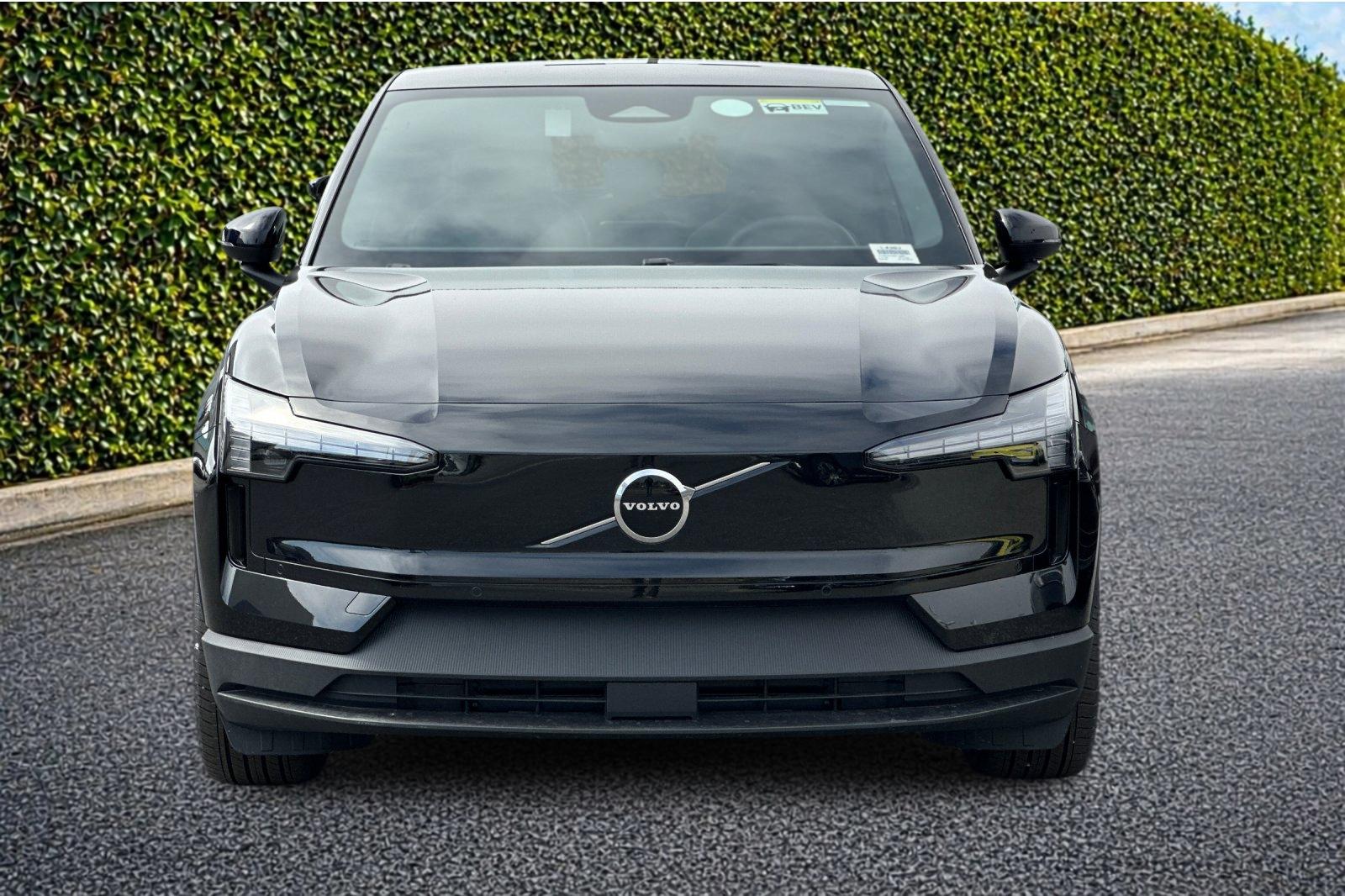 2025 Volvo EX30 Plus - Photo 9