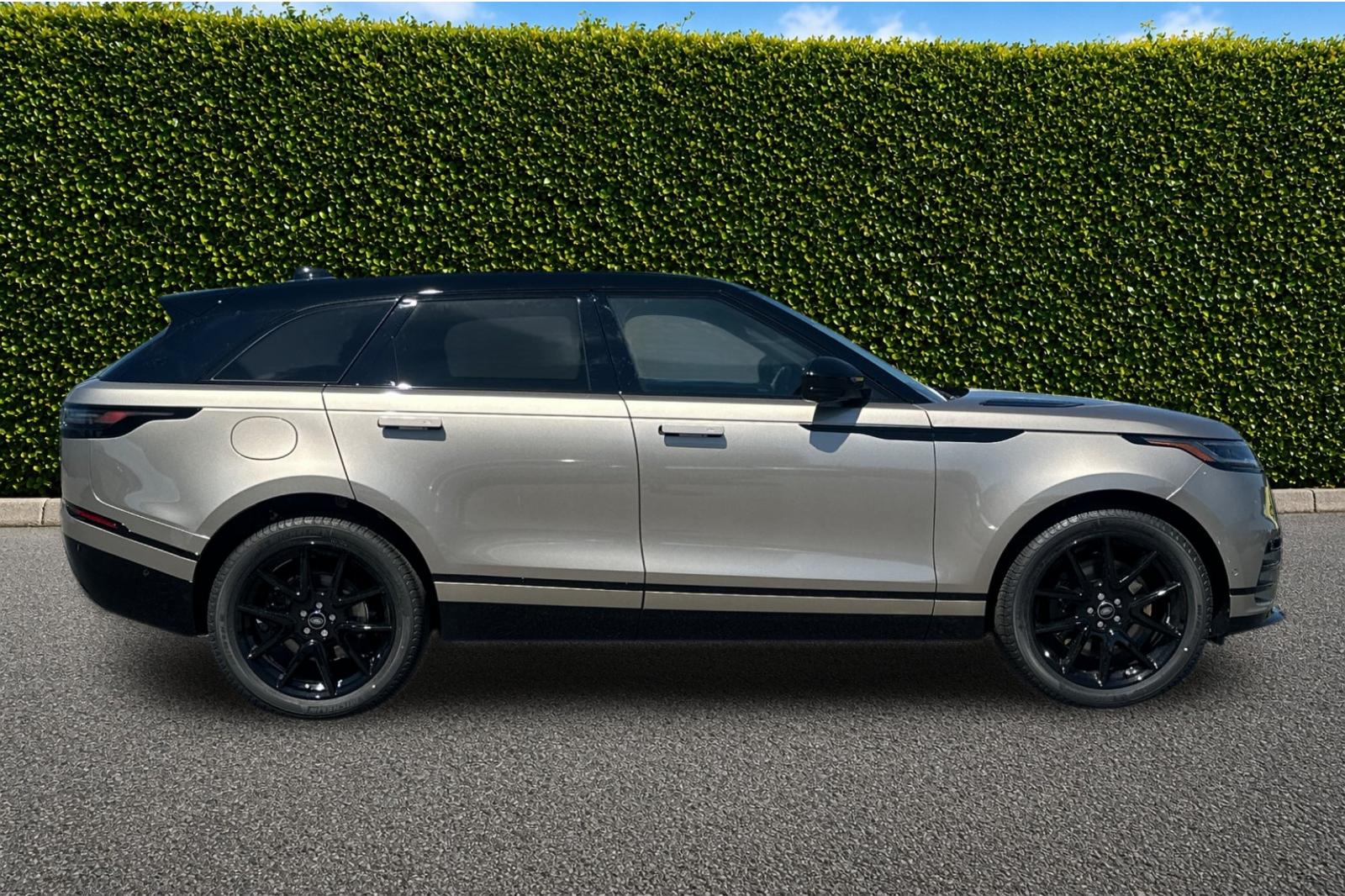 2026 Land Rover Range Rover Velar Dynamic SE - Photo 7