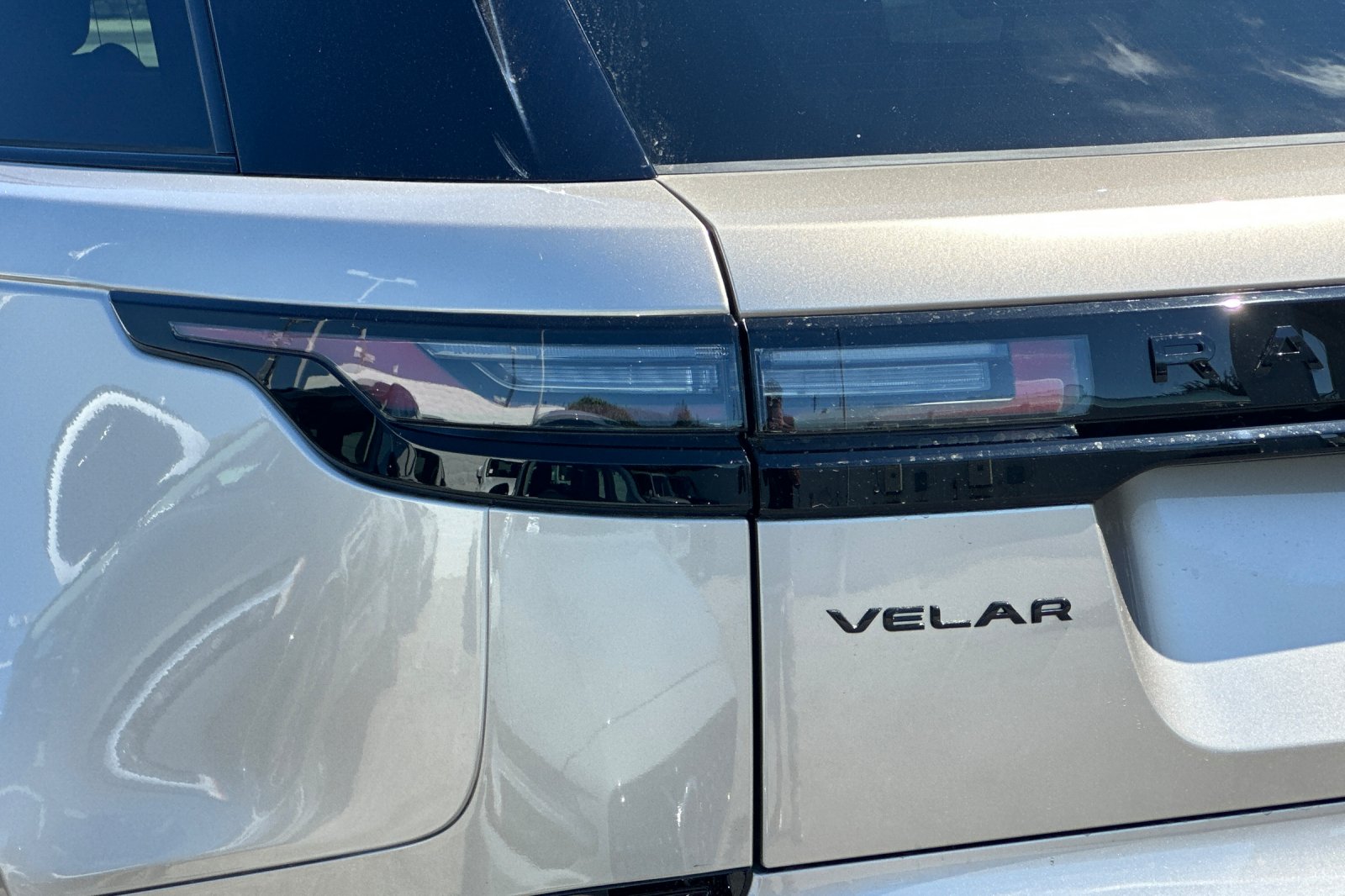 2026 Land Rover Range Rover Velar Dynamic SE - Photo 25