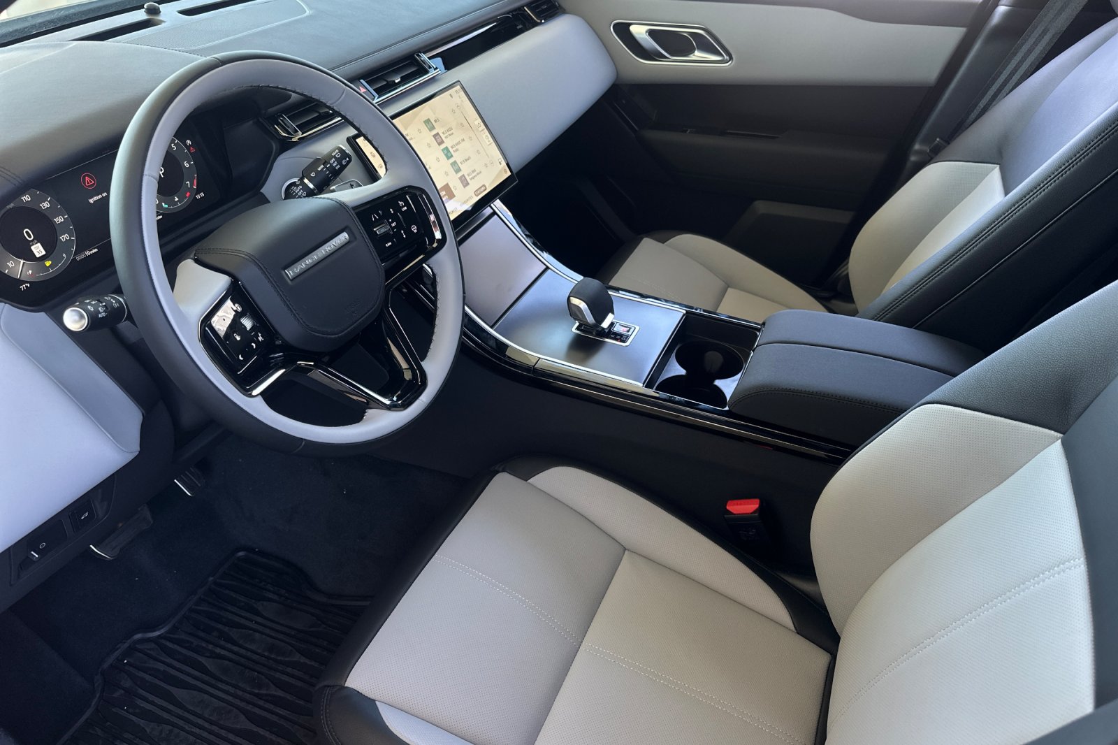 2026 Land Rover Range Rover Velar Dynamic SE - Photo 10