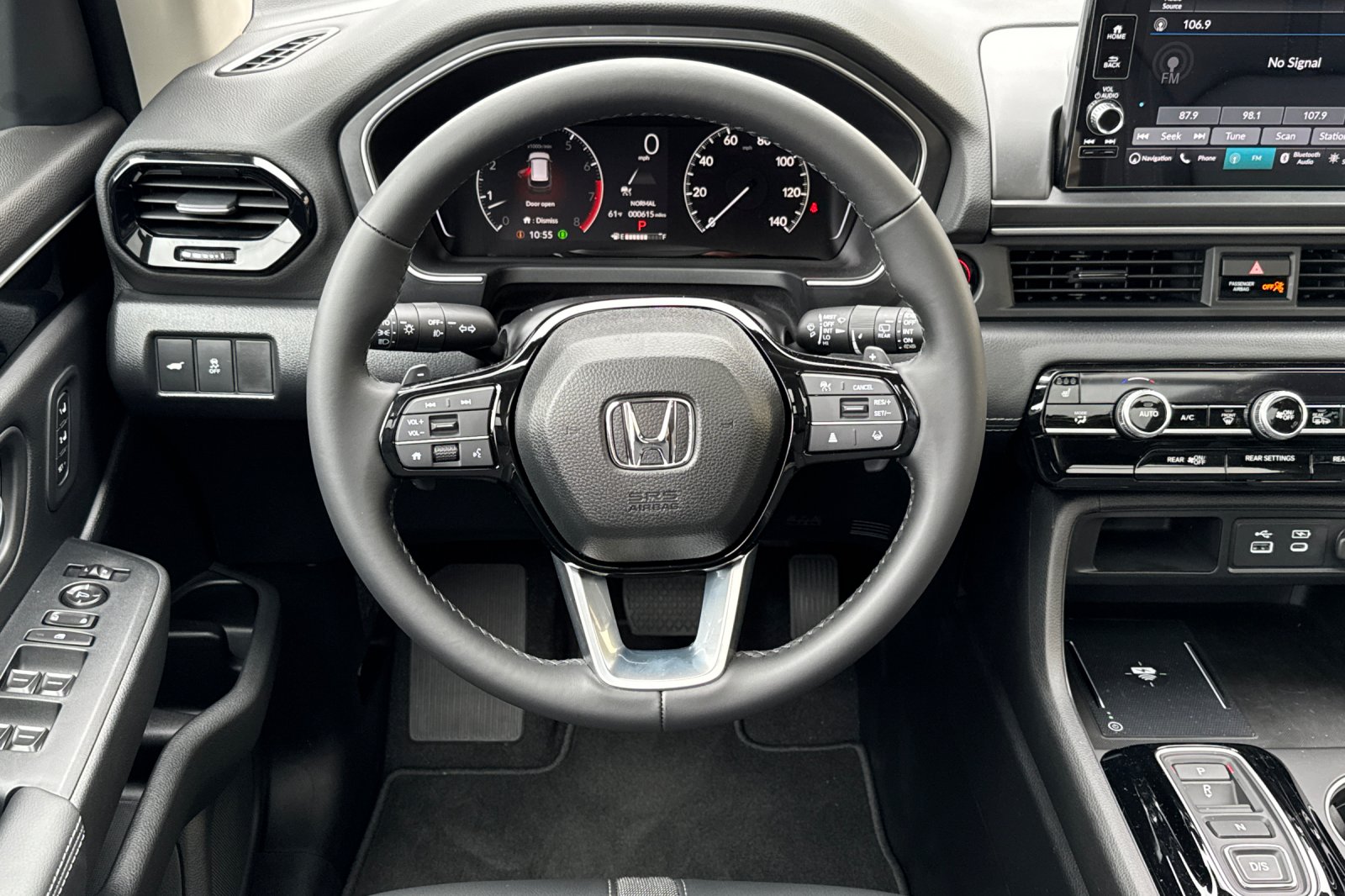 2025 Honda Pilot Touring - Photo 15