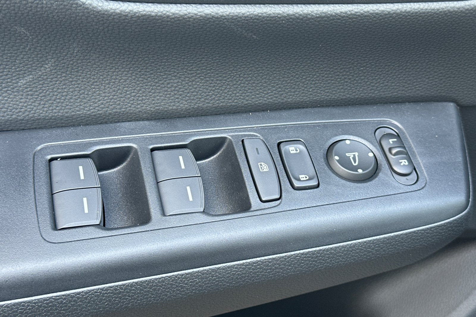 2026 Honda CR-V Sport-L - Photo 12