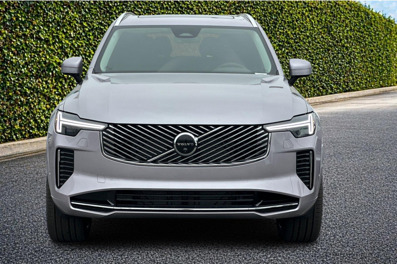 2026 Volvo XC90 Plus - Photo 9