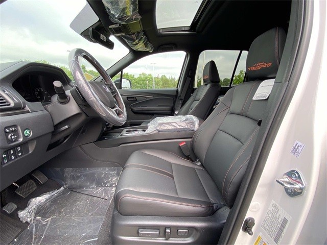 New 2025 Platinum White Pearl Honda TrailSport+ image 11
