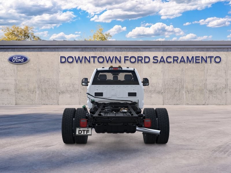 2025 Ford F-450 Super Duty Chassis Cab XLT - Photo 6
