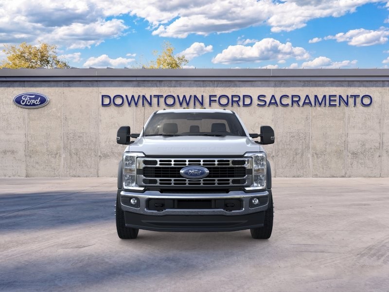 2025 Ford F-450 Super Duty Chassis Cab XLT - Photo 7