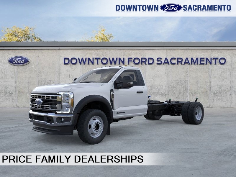 2025 Ford F-450 XLT 4x4 Regular Cab 193-In DRW's photo