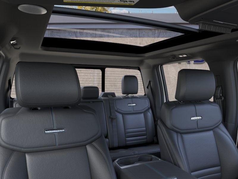 2026 Ford F-350 Super Duty Platinum - Photo 23
