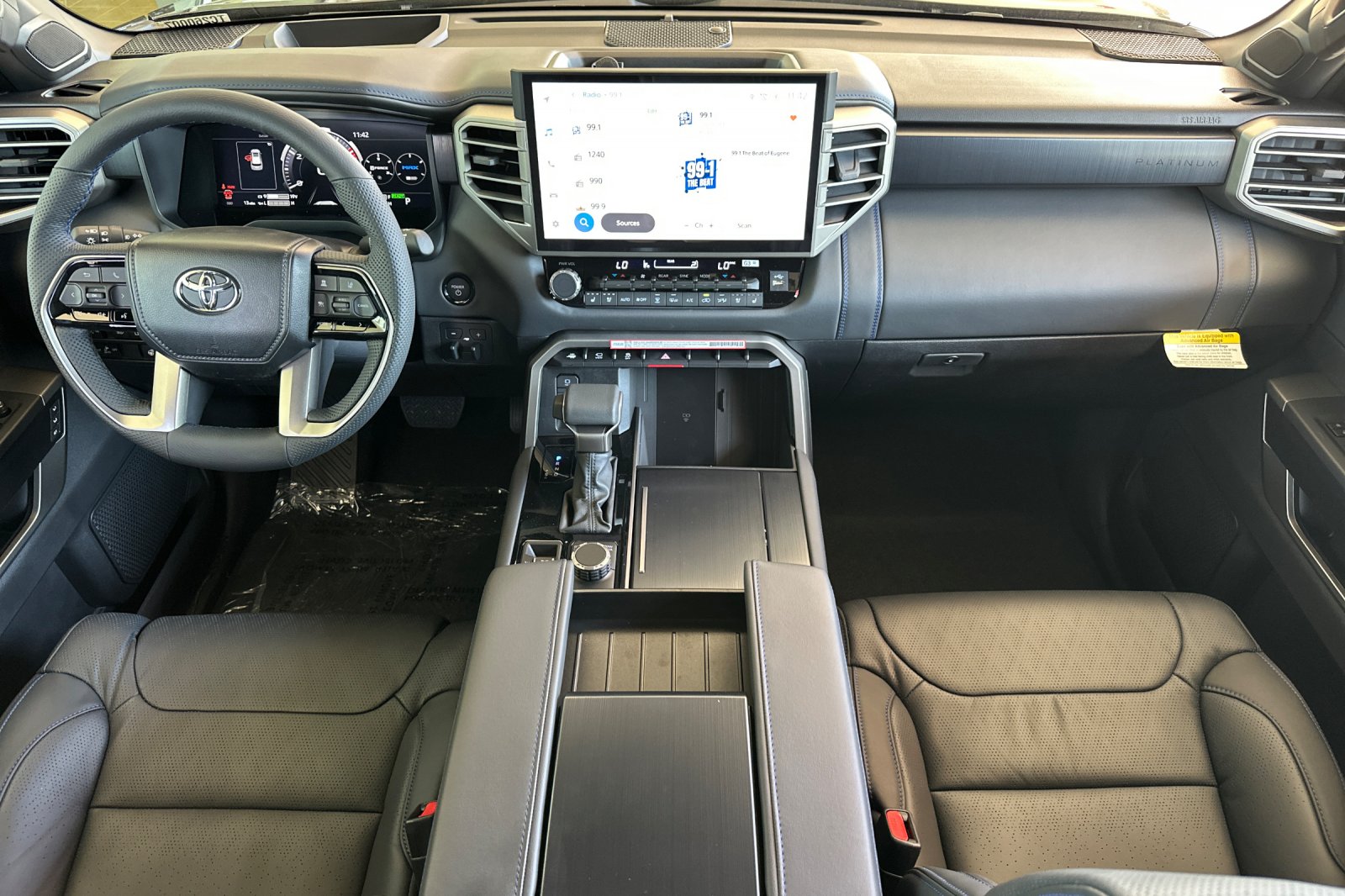 2026 Toyota Sequoia Platinum - Photo 11