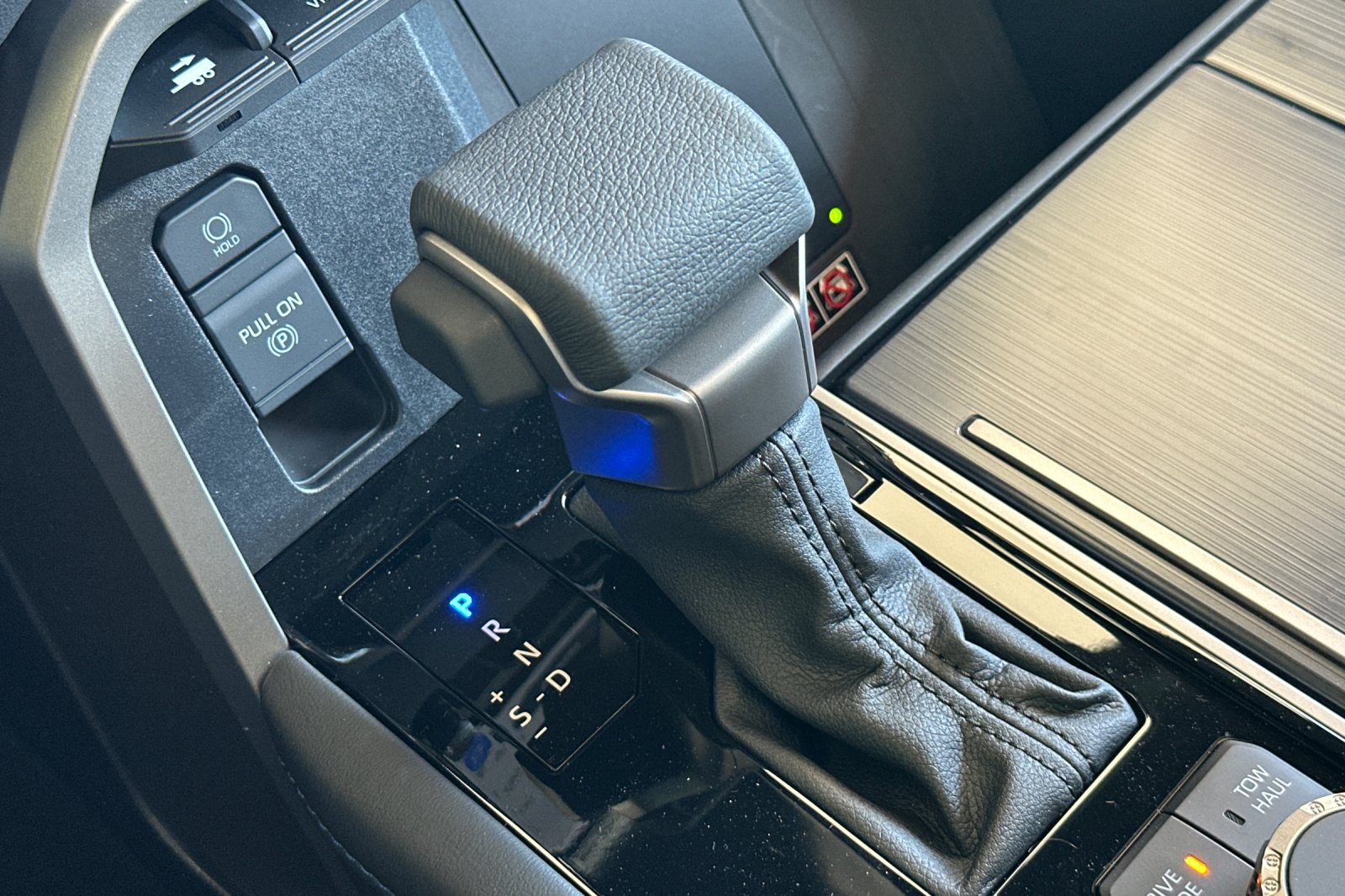 2026 Toyota Sequoia Platinum - Photo 20