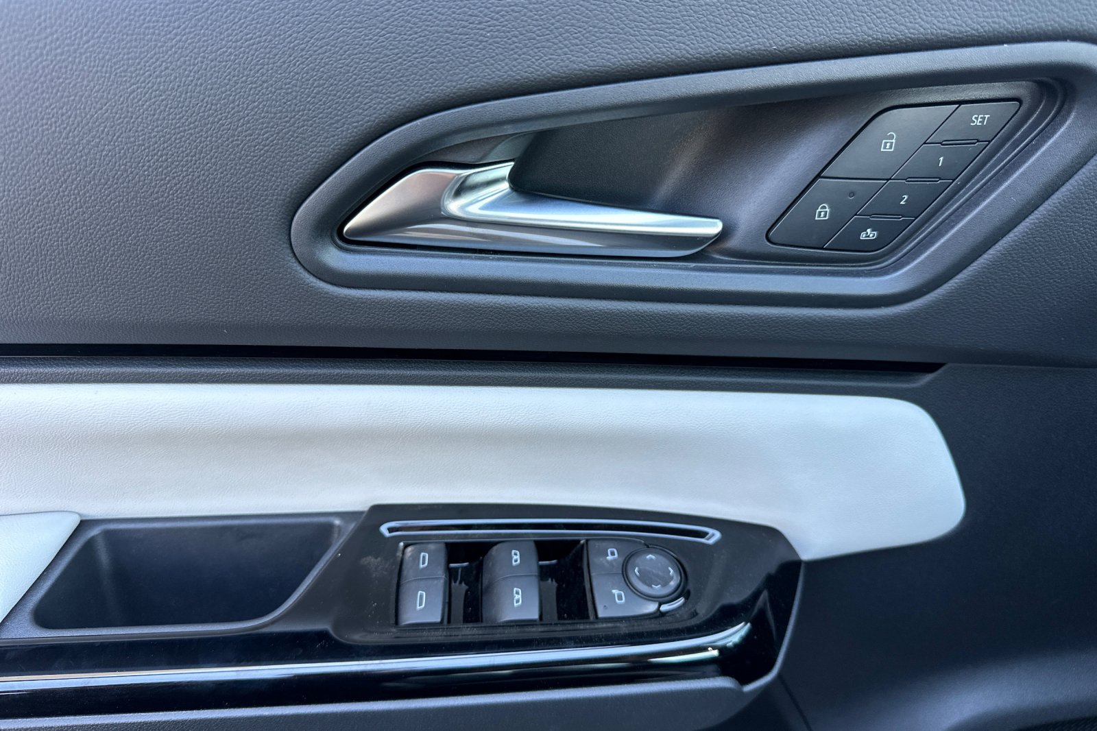 2025 Honda Prologue Touring - Photo 10