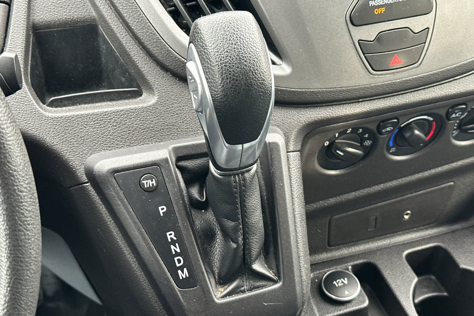 2016 Ford Transit Base - Photo 16