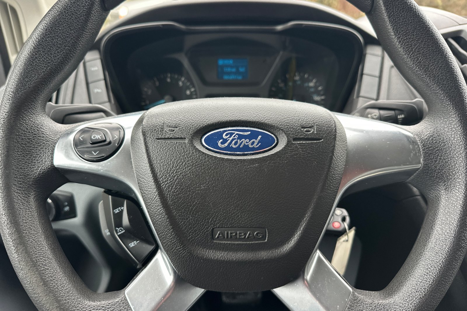 2016 Ford Transit Base - Photo 17