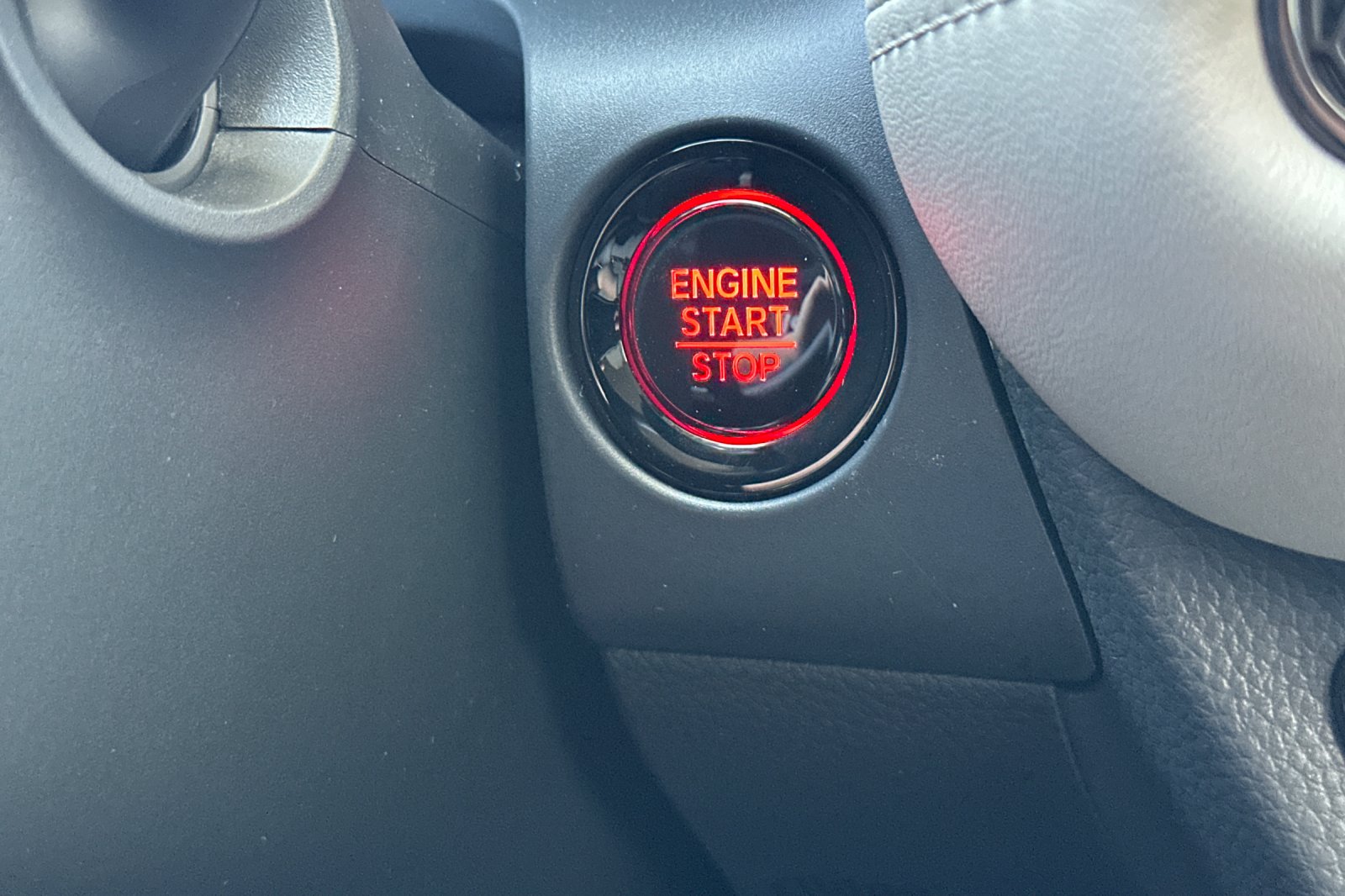 2026 Honda HR-V LX - Photo 24