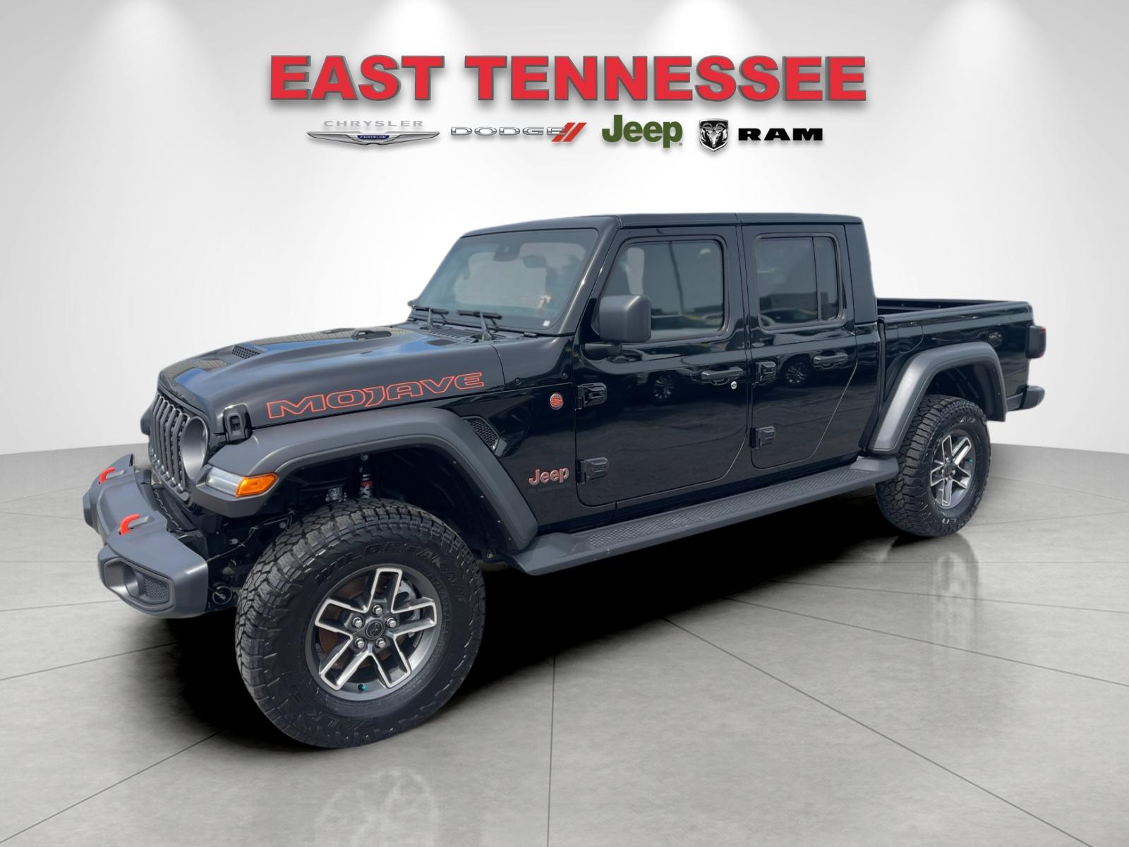 Used 2025 Black Jeep Mojave image 7