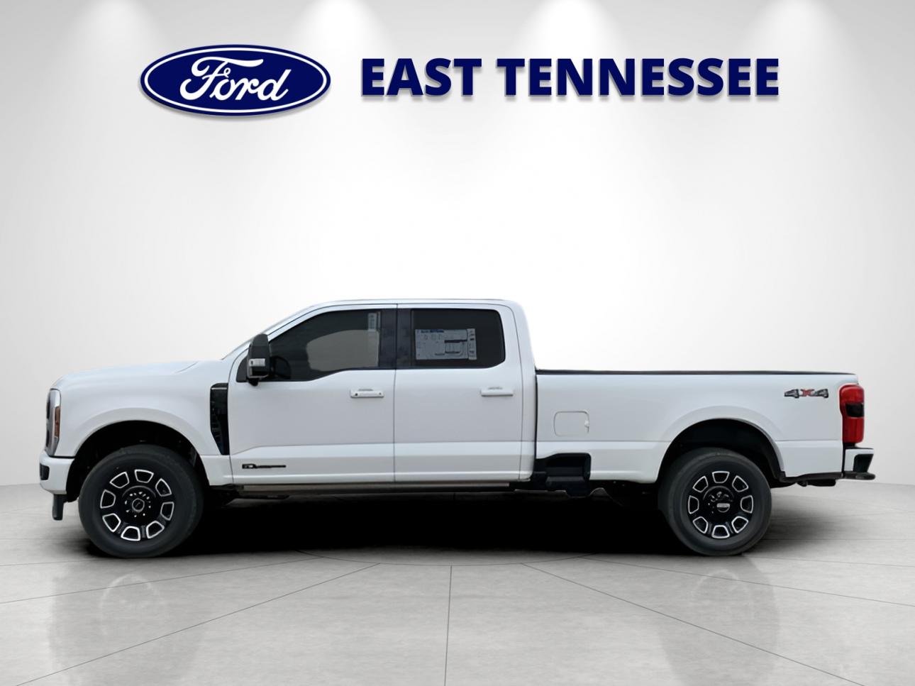 New 2025 Star White Metallic Tri-Coat Ford F-250® Platinum® image 6