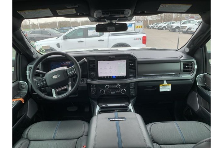 New 2025 Star White Metallic Tri-Coat Ford F-250® Platinum® image 23