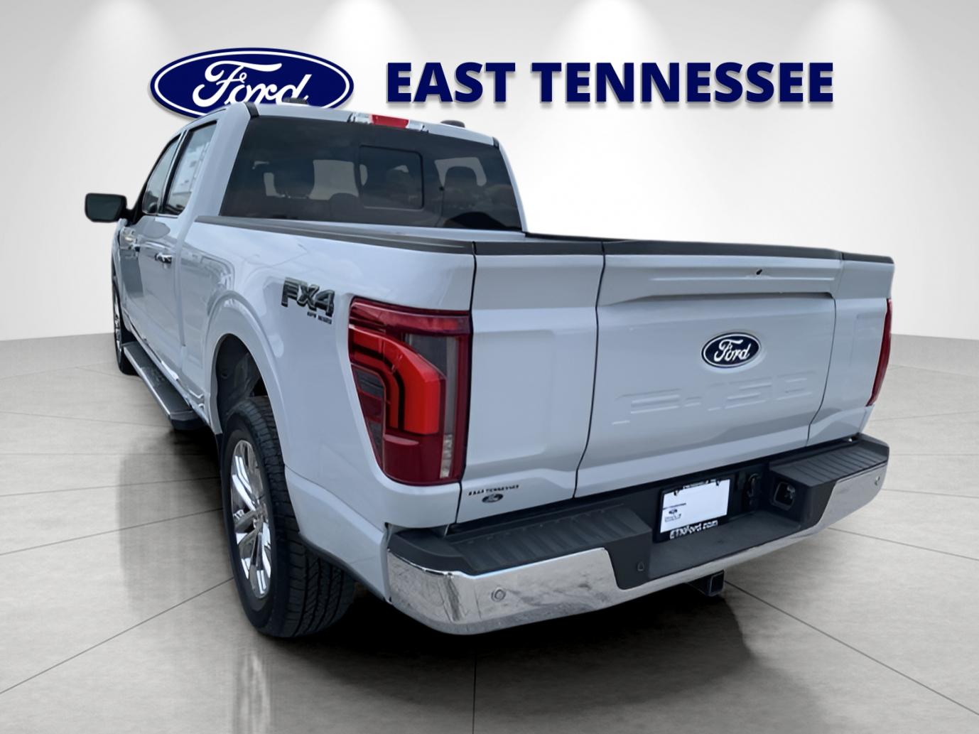 Used 2025 White Ford Lariat image 5