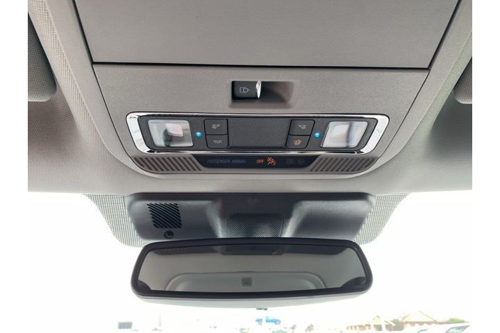 Used 2025 White Ford Lariat image 18