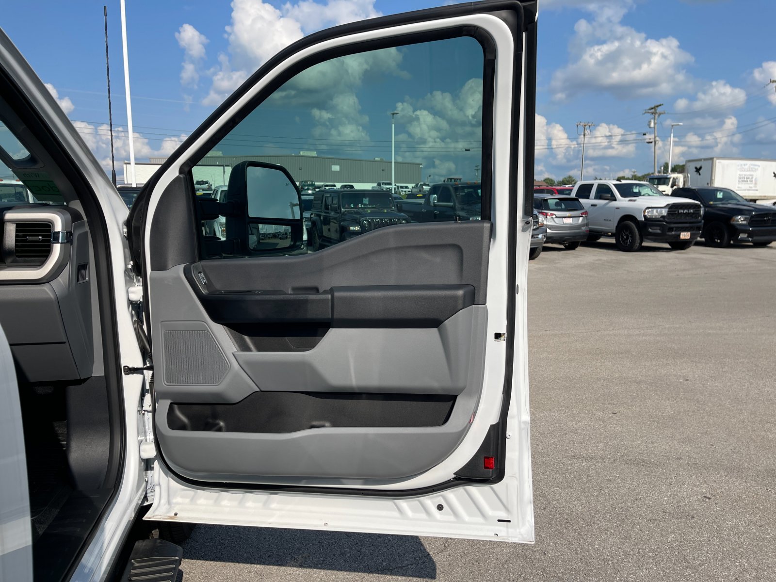 New 2026 White Ford XL image 18