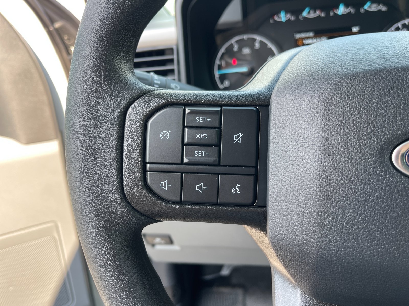 New 2026 White Ford XL image 25