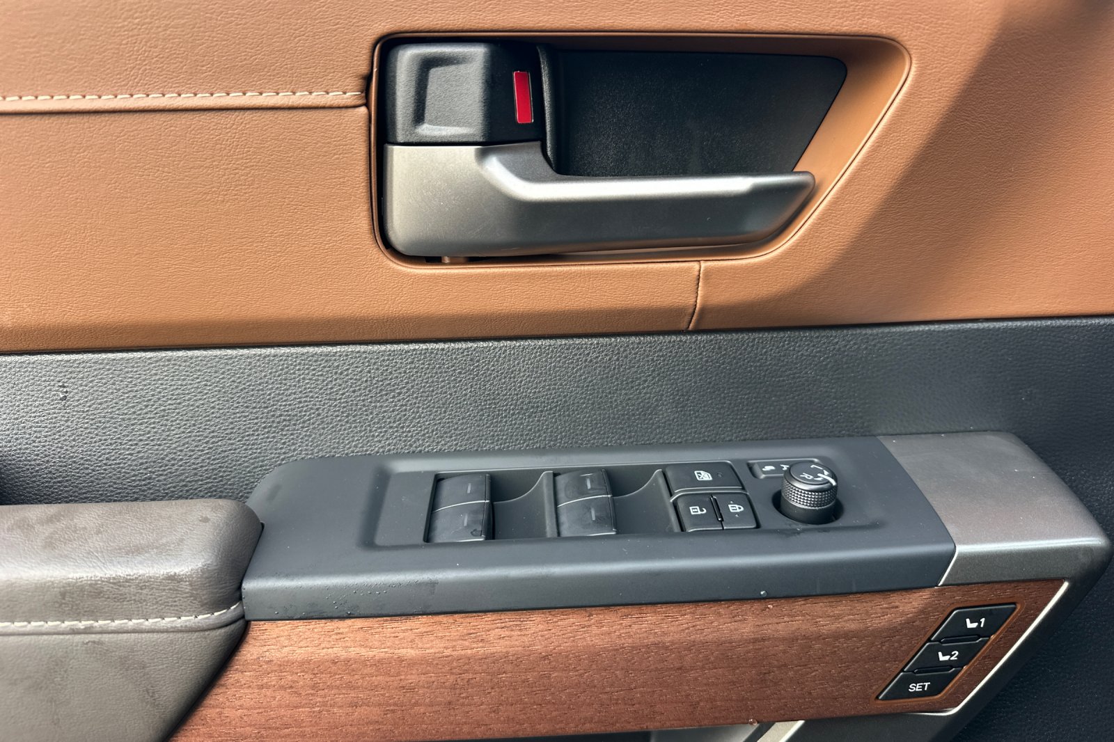 2026 Toyota Tundra 1794 Edition - Photo 9