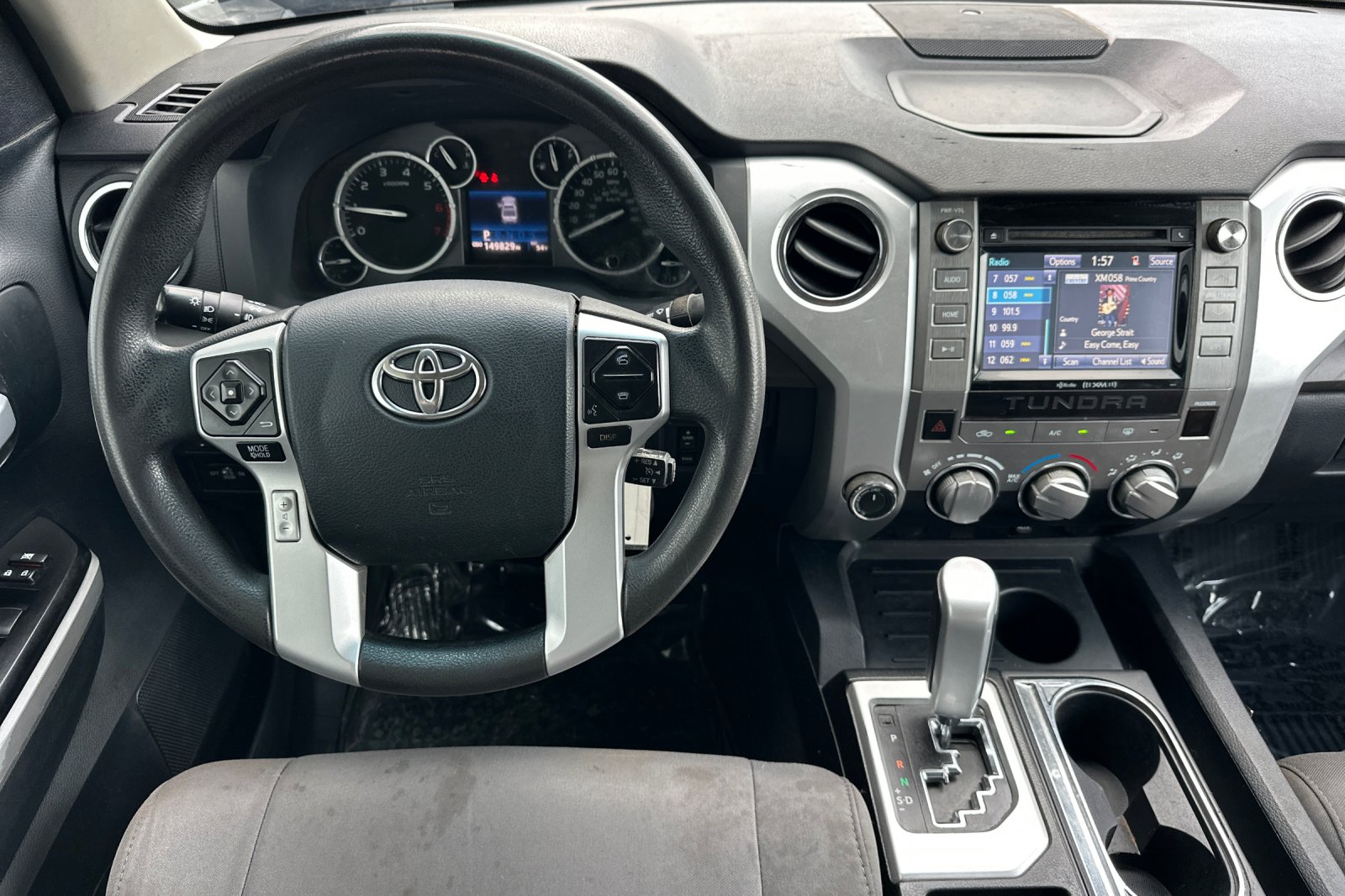 Used 2017 Gray Toyota SR5 image 11