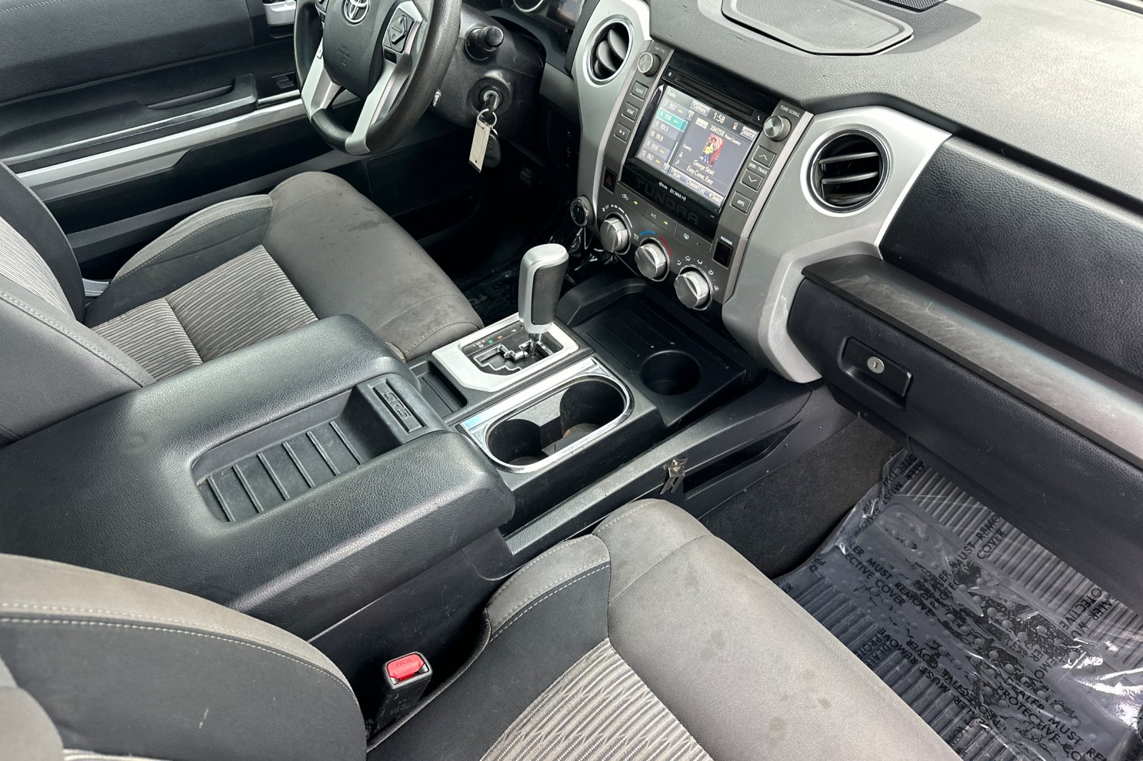 Used 2017 Gray Toyota SR5 image 12