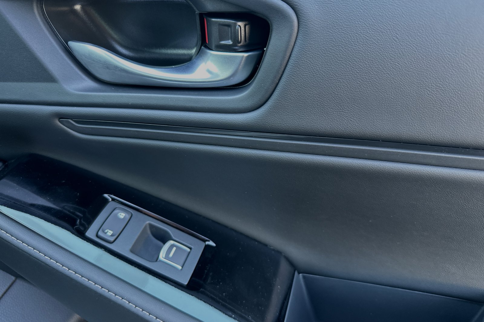 New 2025 Silver Honda Touring image 18