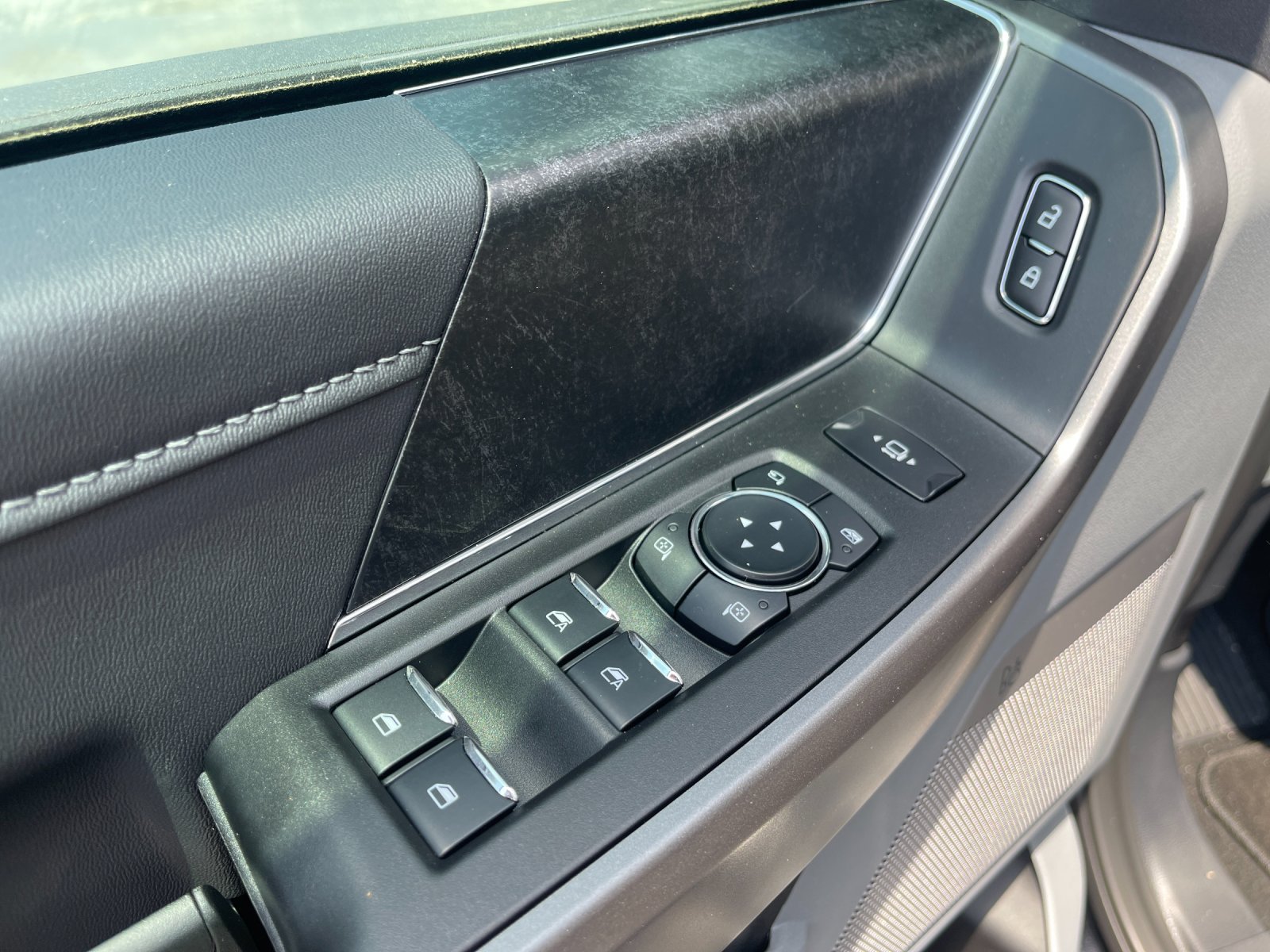 New 2026 Black Ford XLT image 12