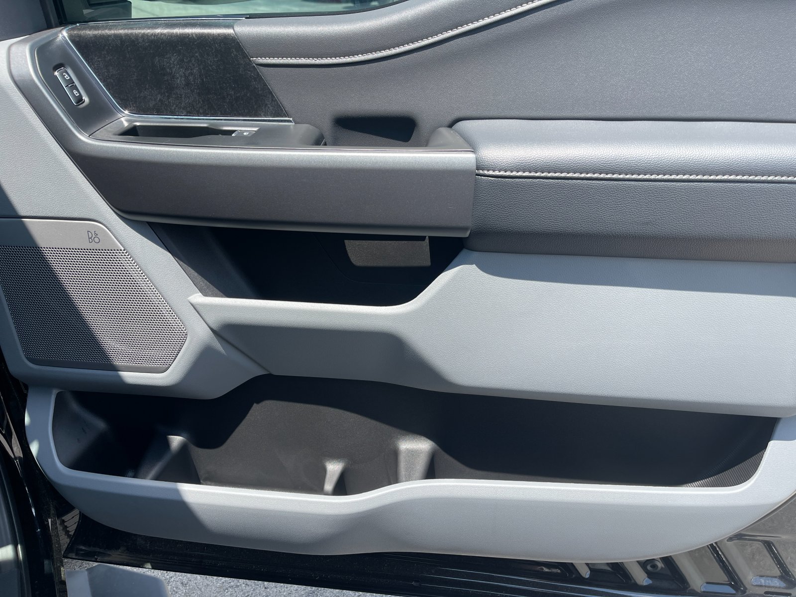 New 2026 Black Ford XLT image 17