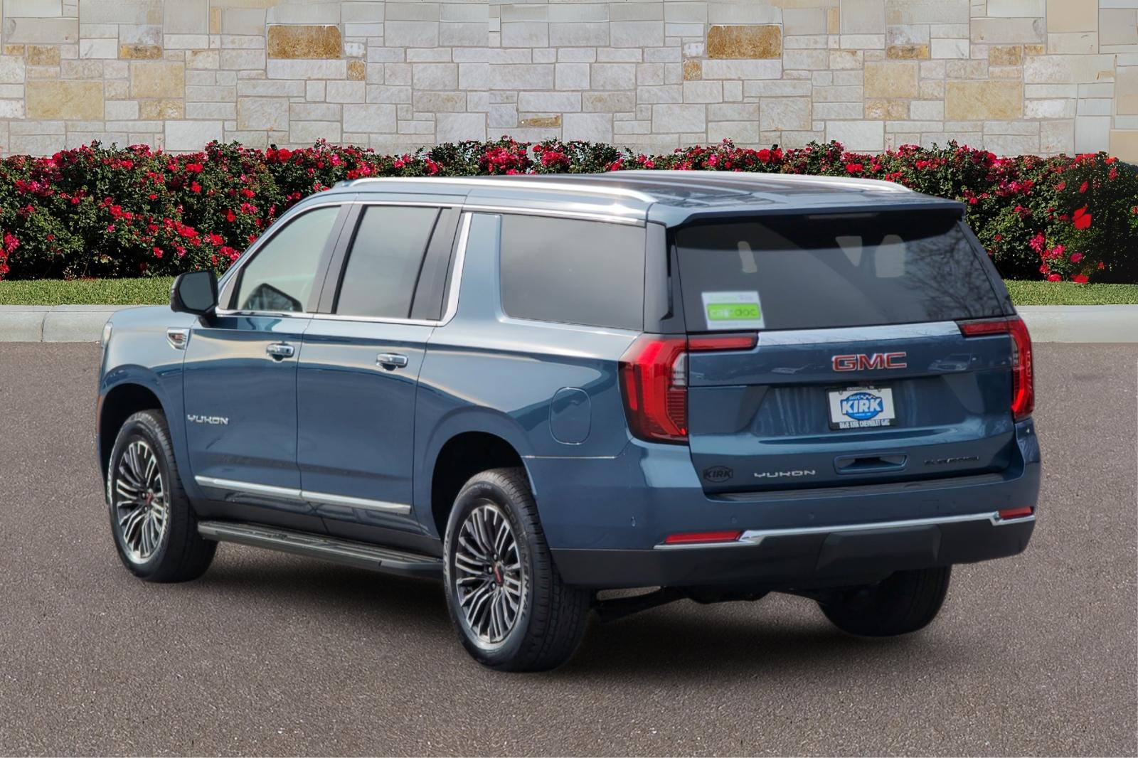 Used 2026  GMC Elevation image 5