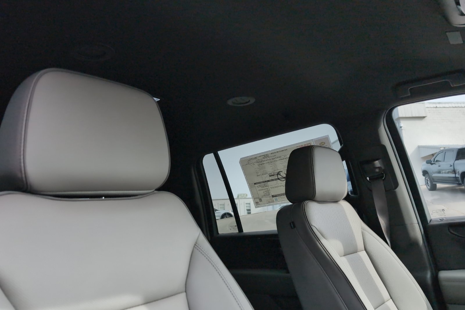 Used 2026  GMC Elevation image 19
