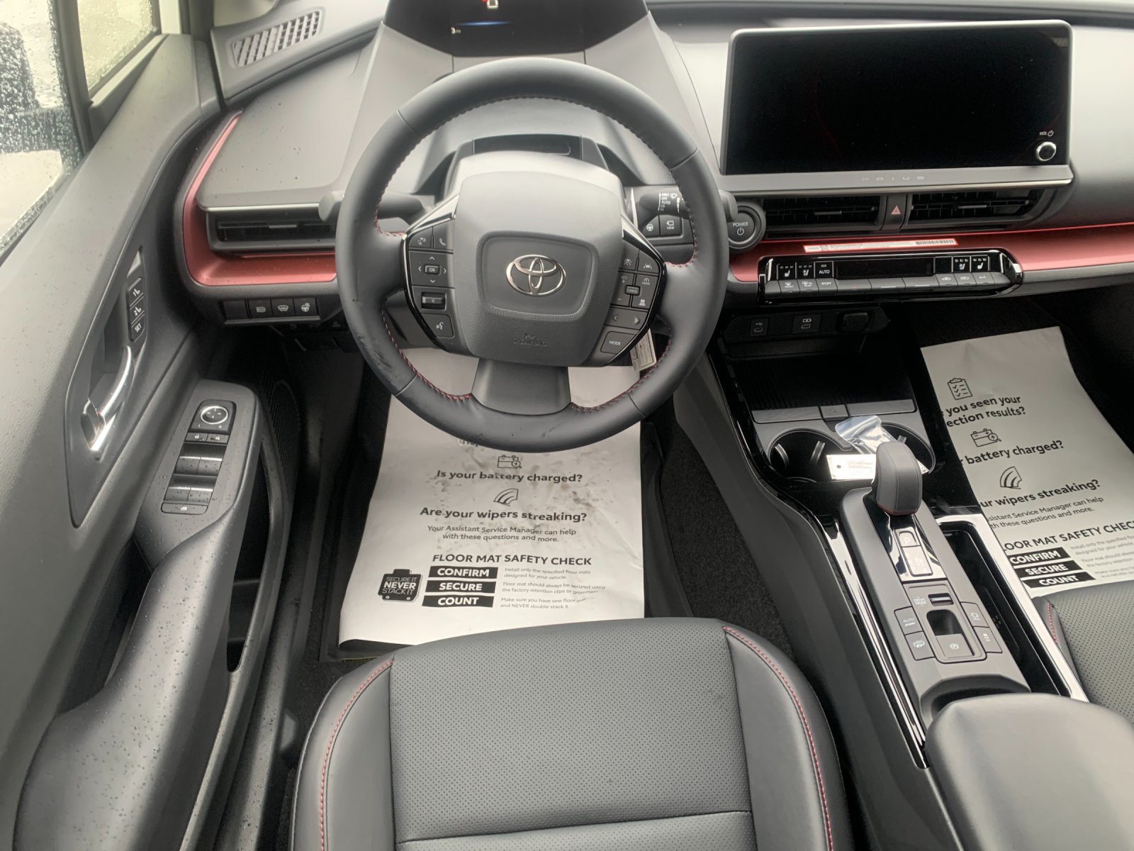 2026 Toyota Prius Plug-in Hybrid XSE Premium - Photo 15