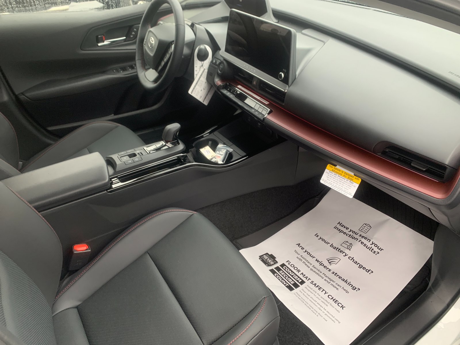 2026 Toyota Prius Plug-in Hybrid XSE Premium - Photo 16