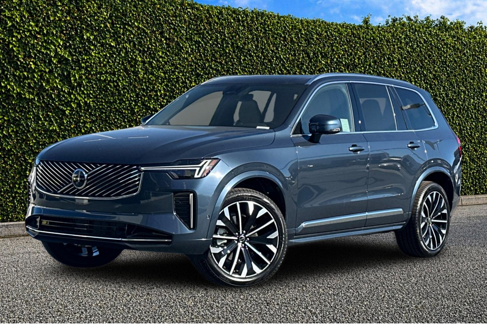 2026 Volvo XC90 B6 Plus Bright 7-Seater 4WD's photo