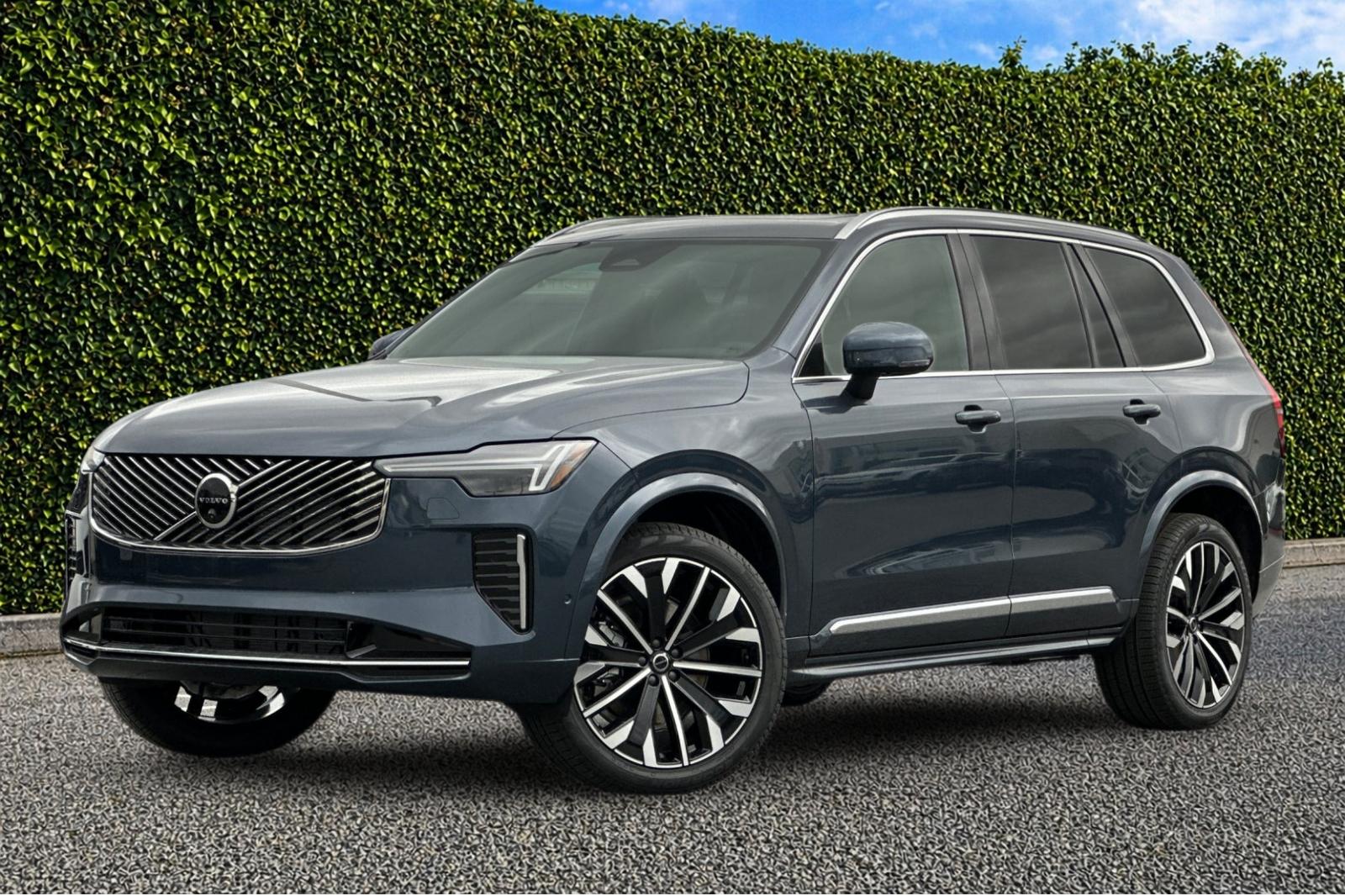 2026 Volvo XC90 B6 Plus Bright 7-Seater 4WD's photo