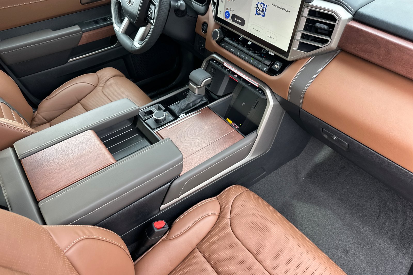 2026 Toyota Tundra 1794 Edition - Photo 13