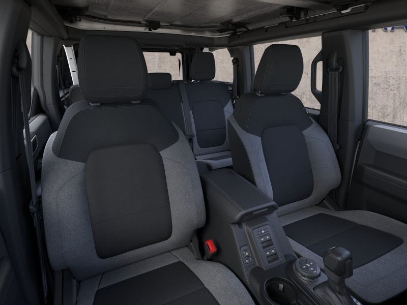 2025 Ford Bronco 4-Door Base - Photo 11