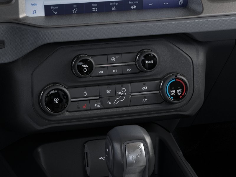 2025 Ford Bronco 4-Door Base - Photo 17