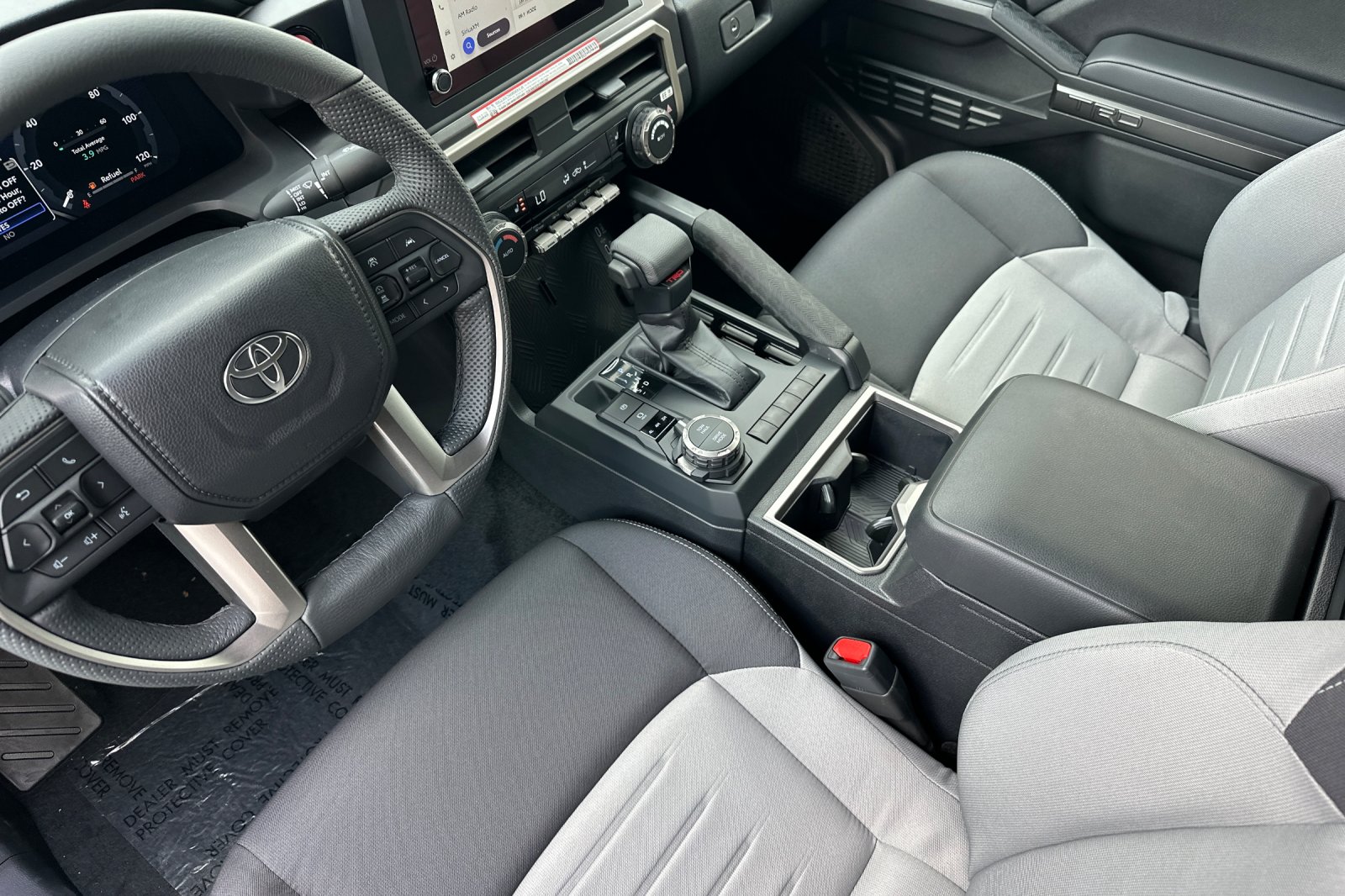 2025 Toyota Tacoma TRD Sport - Photo 8