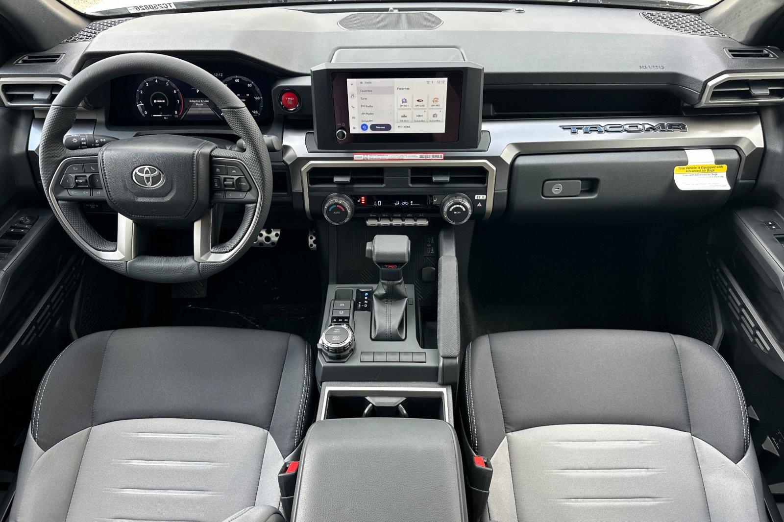 2025 Toyota Tacoma TRD Sport - Photo 11