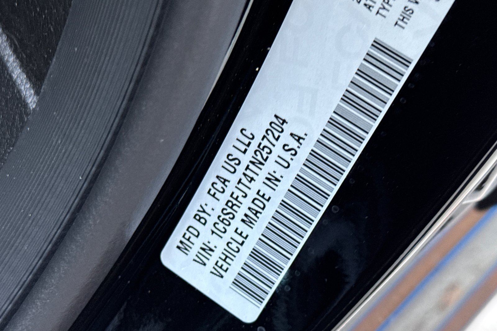 New 2026 Diamond Black Crystal Pearl-Coat Exterior Paint RAM Laramie image 27