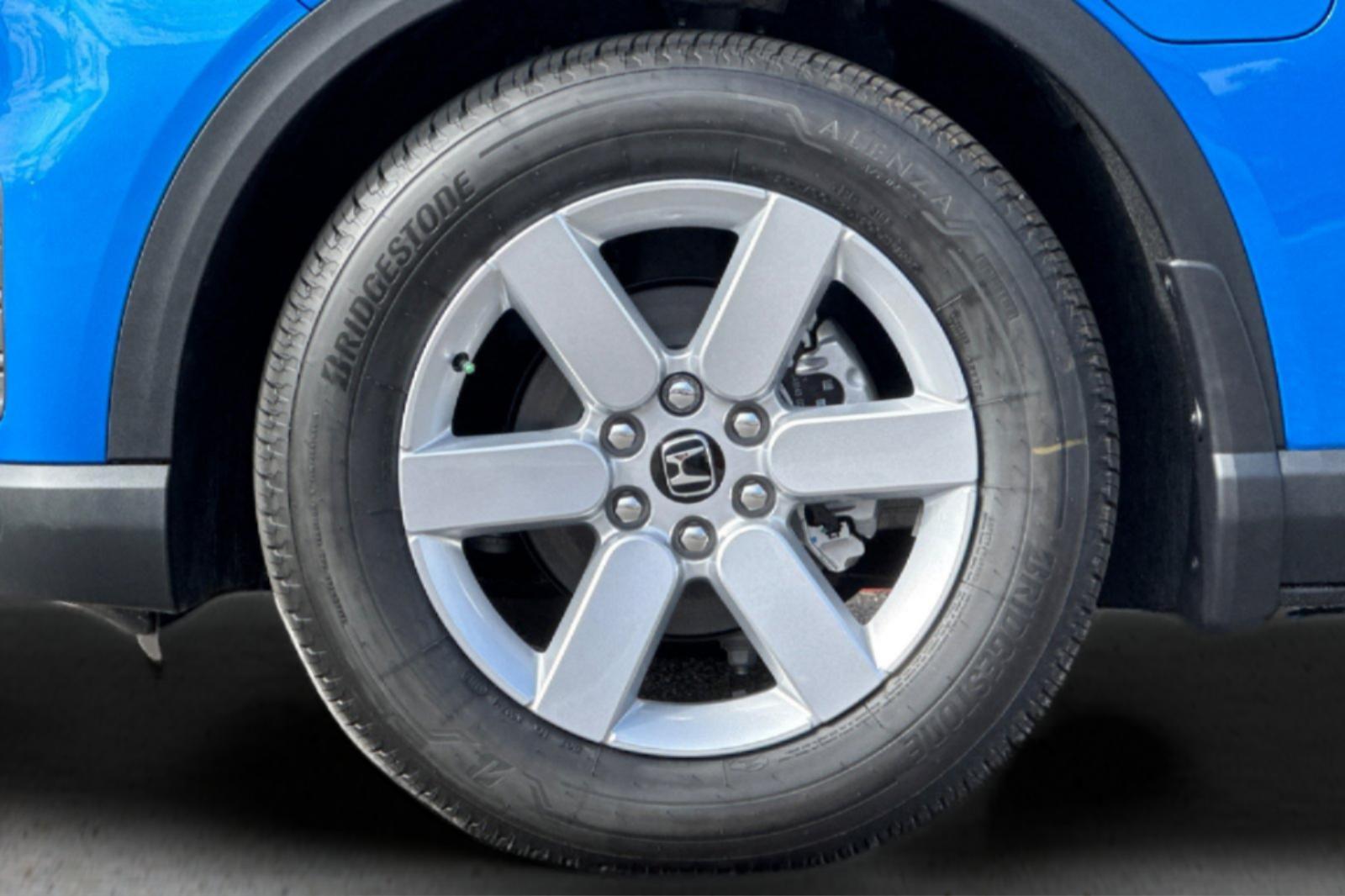 New 2026 Pacific Blue Metallic Honda EX image 33