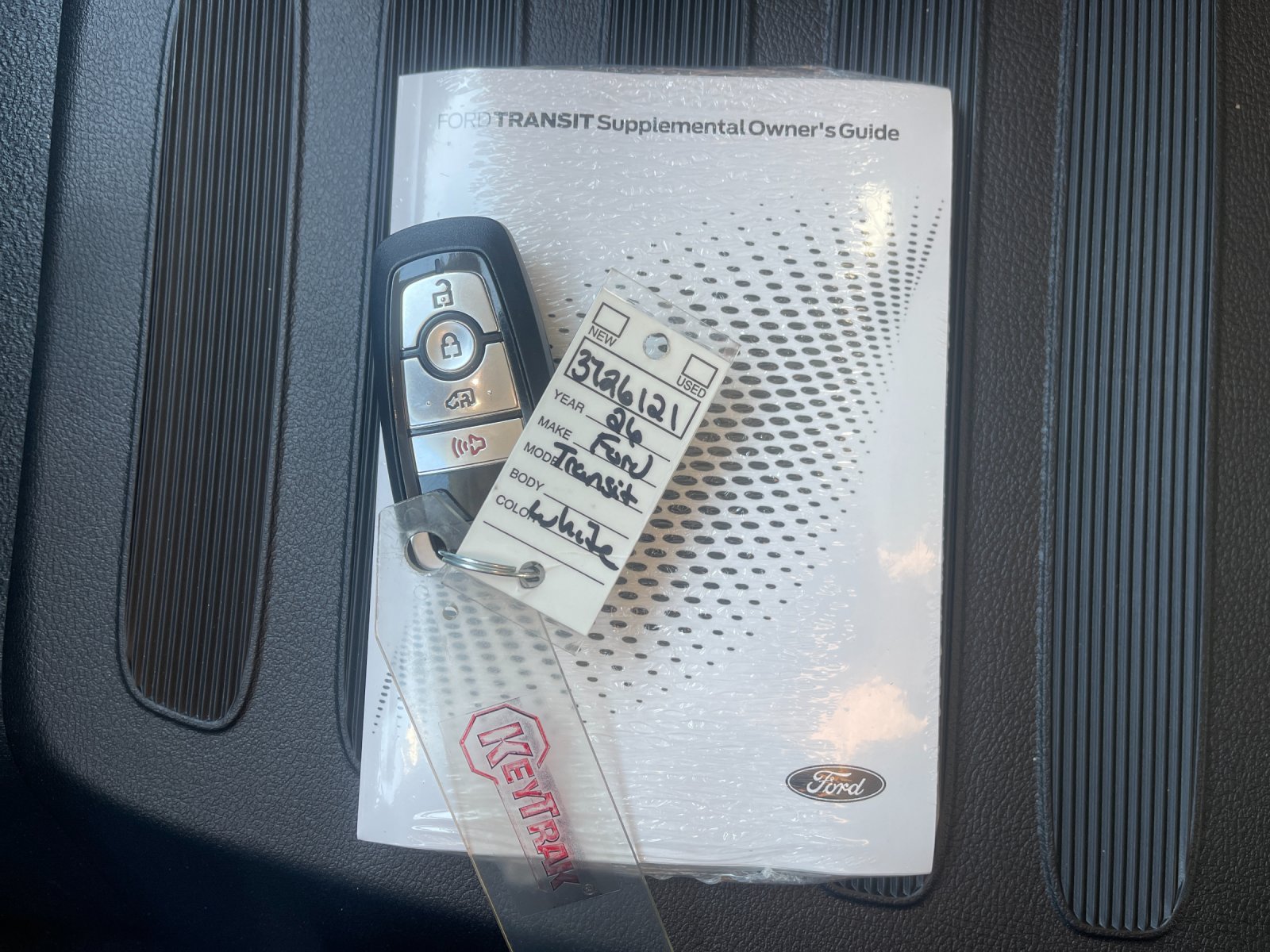 New 2026 Oxford White Ford Cargo Van image 9
